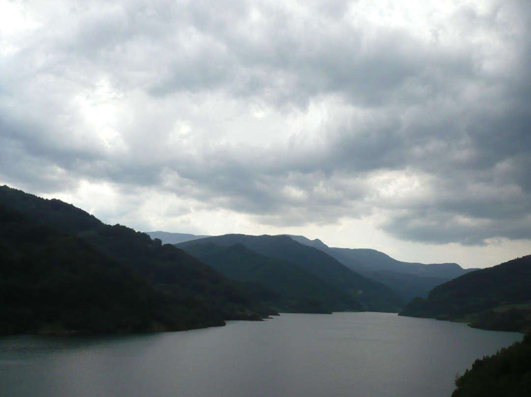 Siriu Lake景点图片
