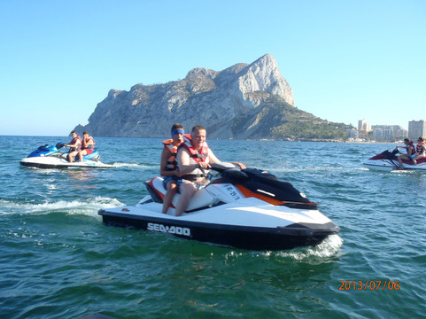 Jet Ski-卡尔佩必去景点