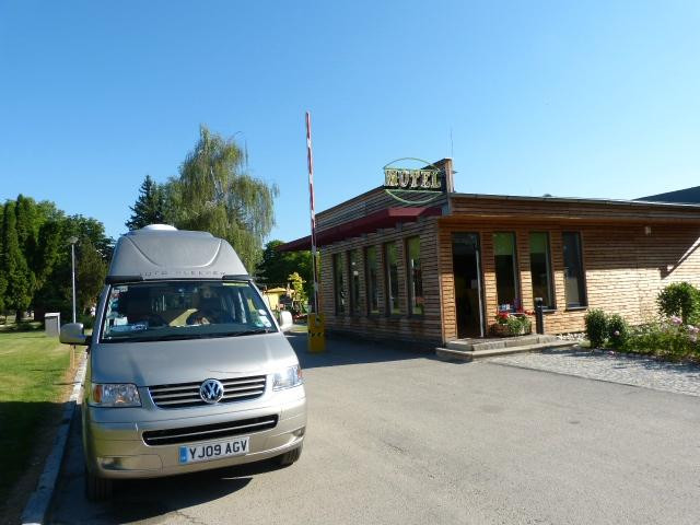 Motel Dlouha Louka主图