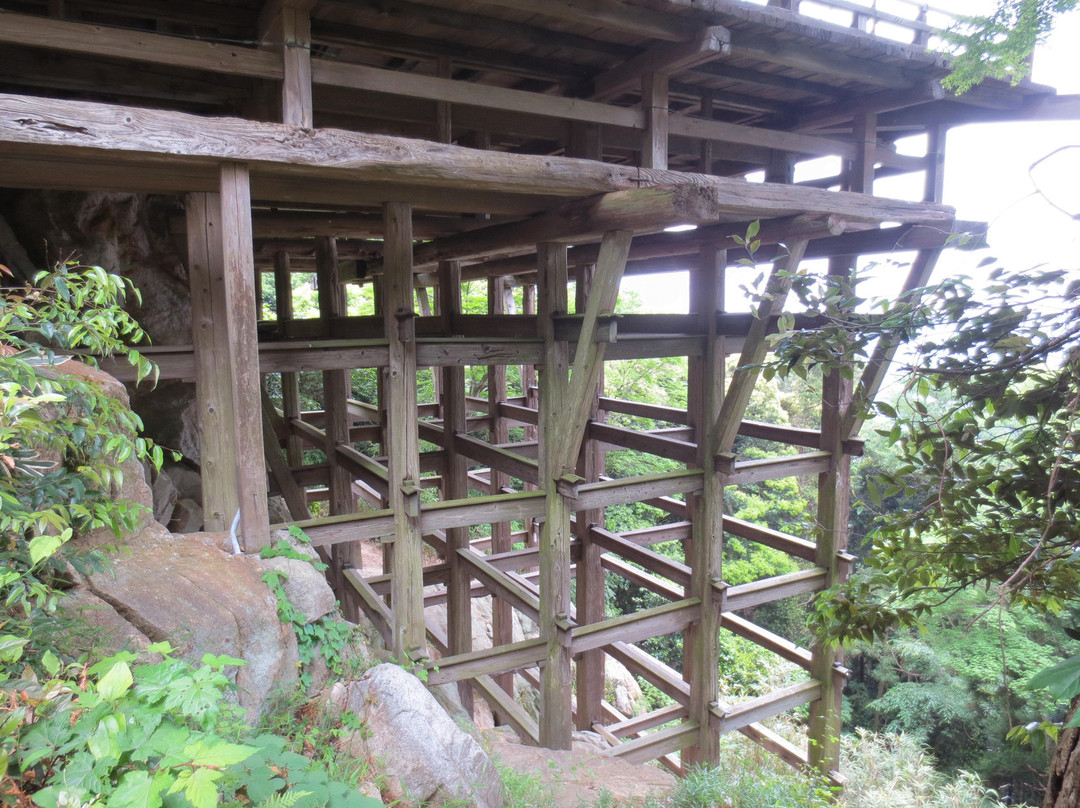 Minedera Temple Sankoin-石冈市必去景点