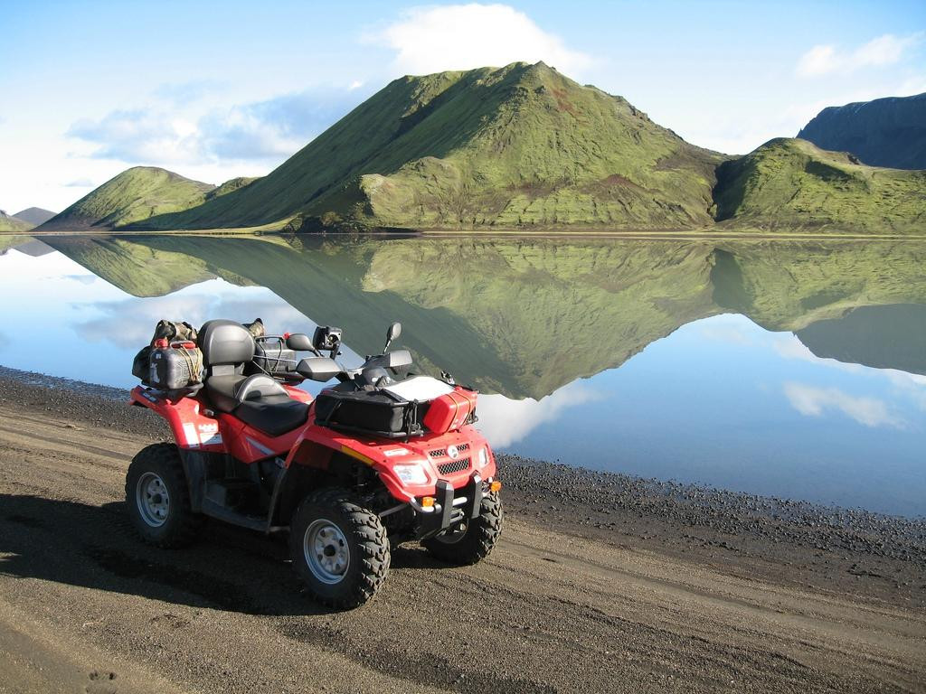 Obyggdaferdir ATV-霍尔斯沃德吕尔镇必去景点