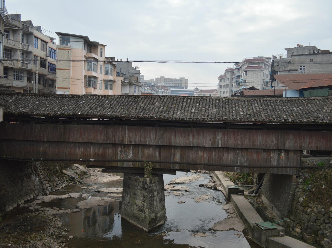 登云桥景点图片