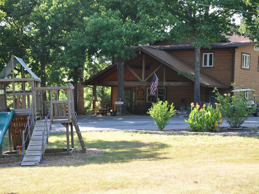 Crest Lodge on Table Rock Lake