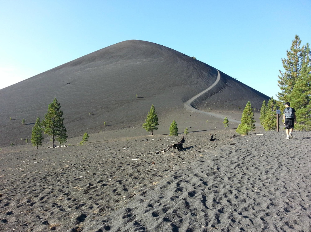 Fantastic Lava Beds景点图片