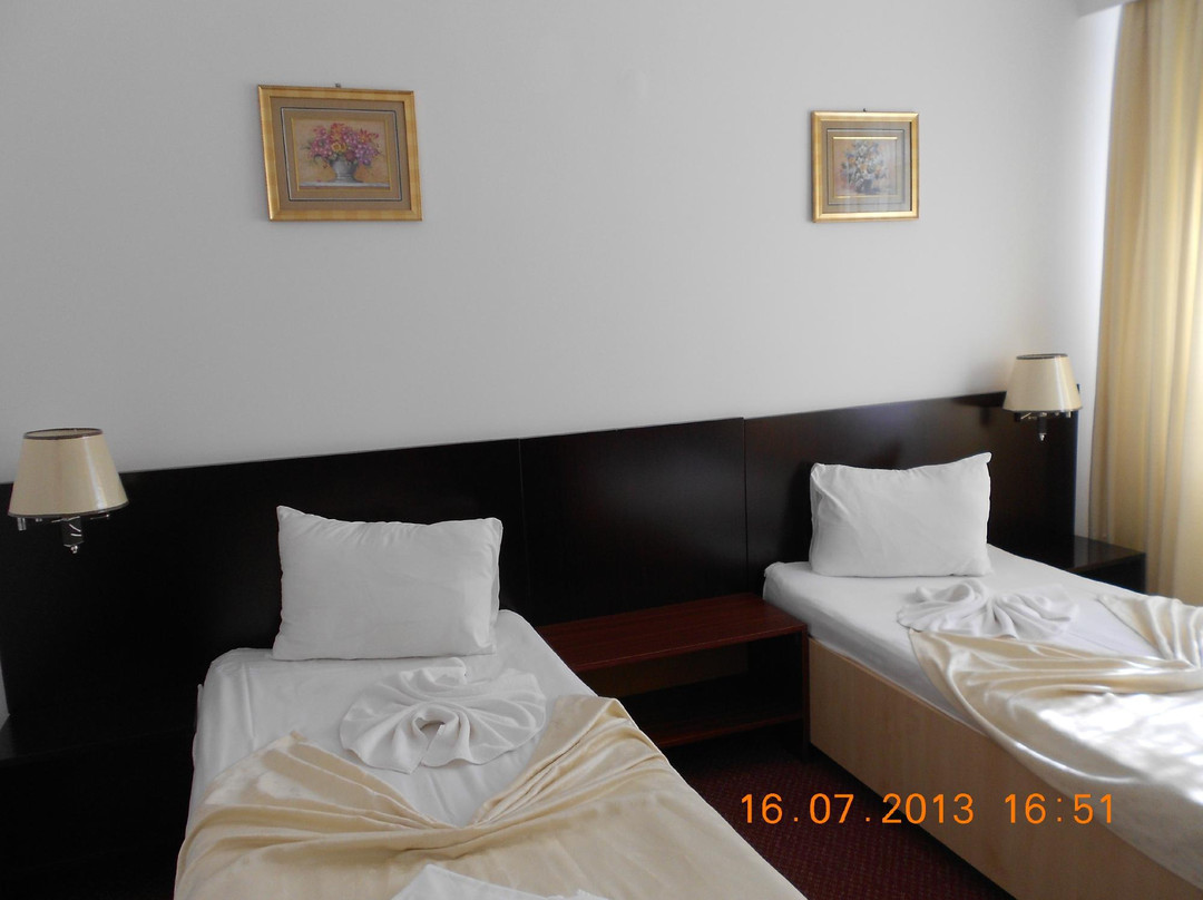 Hotel Europolis主图