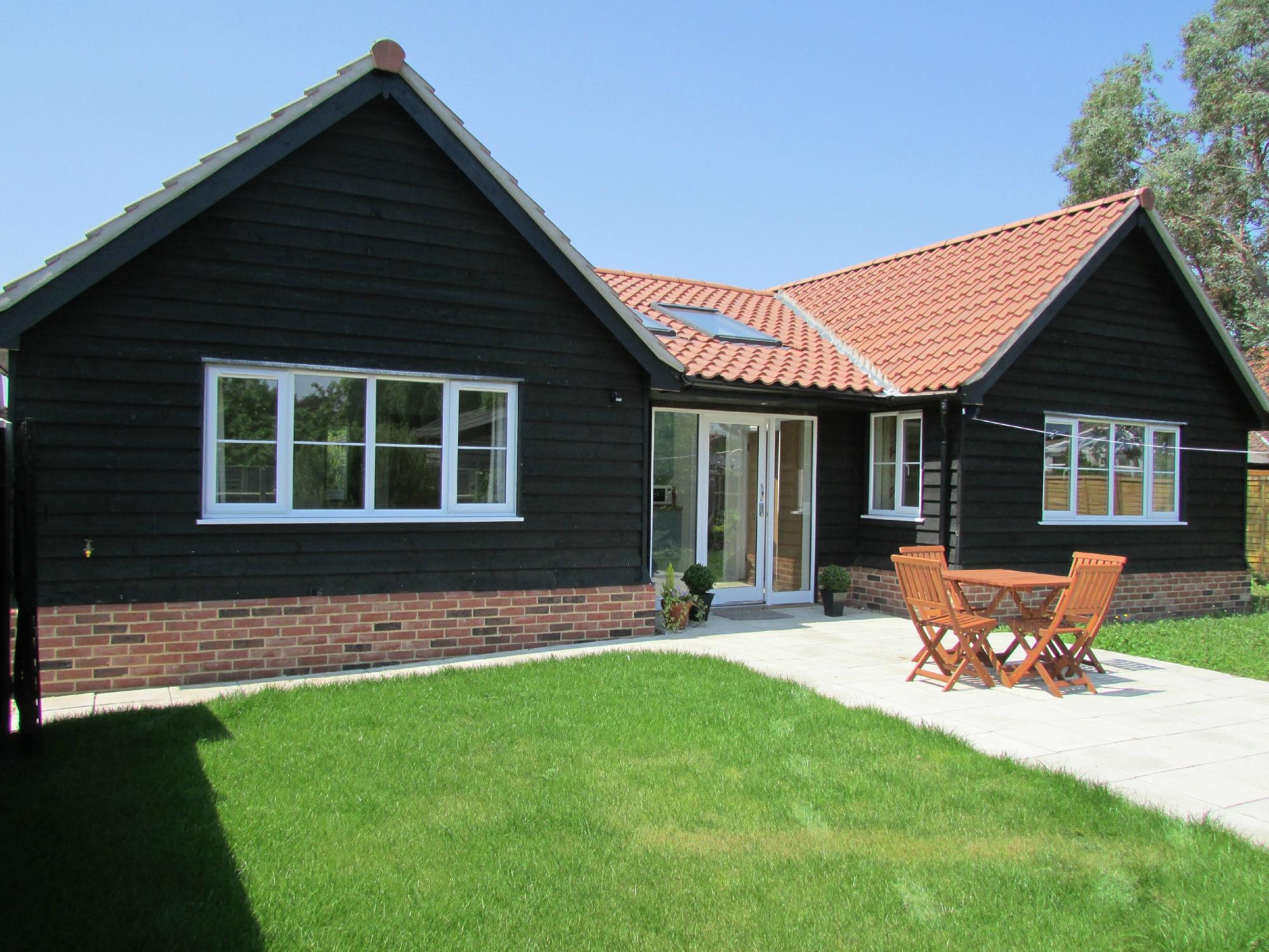 Suffolk Cottage-官方
