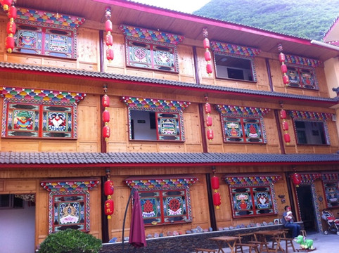 九寨沟格桑花客栈主图