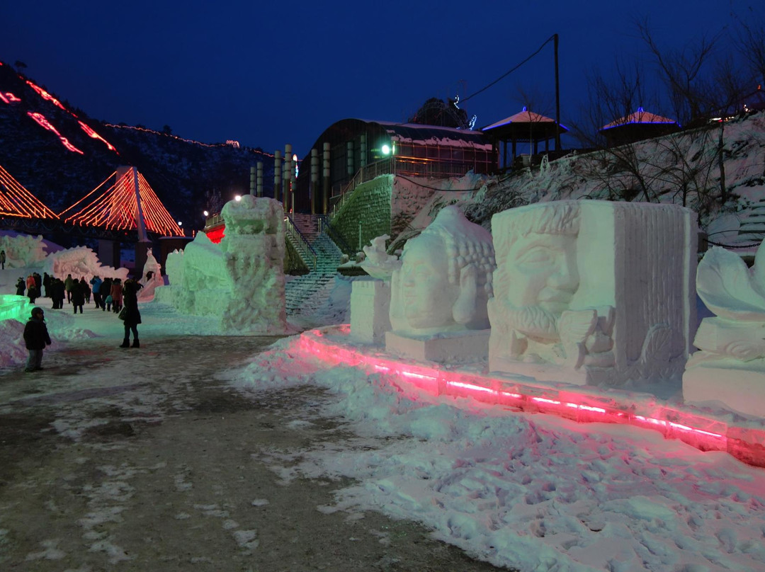龙庆峡-北京市必去景点
