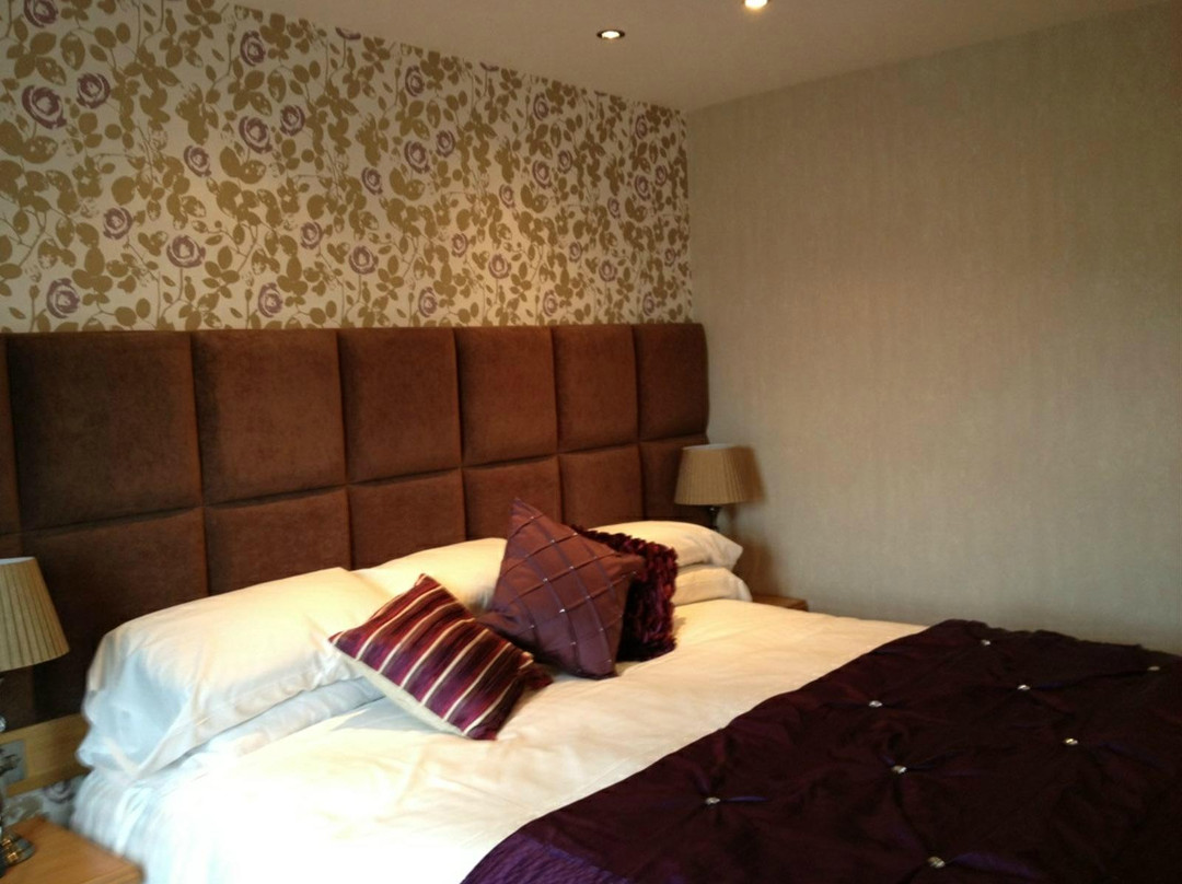 The Royal Hotel & Restaurant