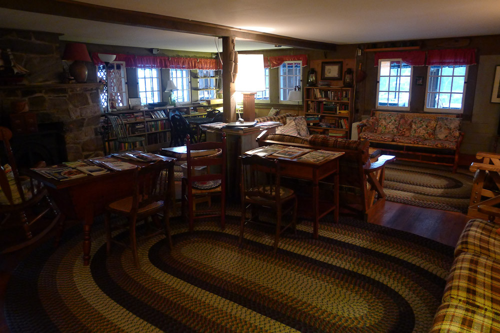 Gosnold Arms Inn主图