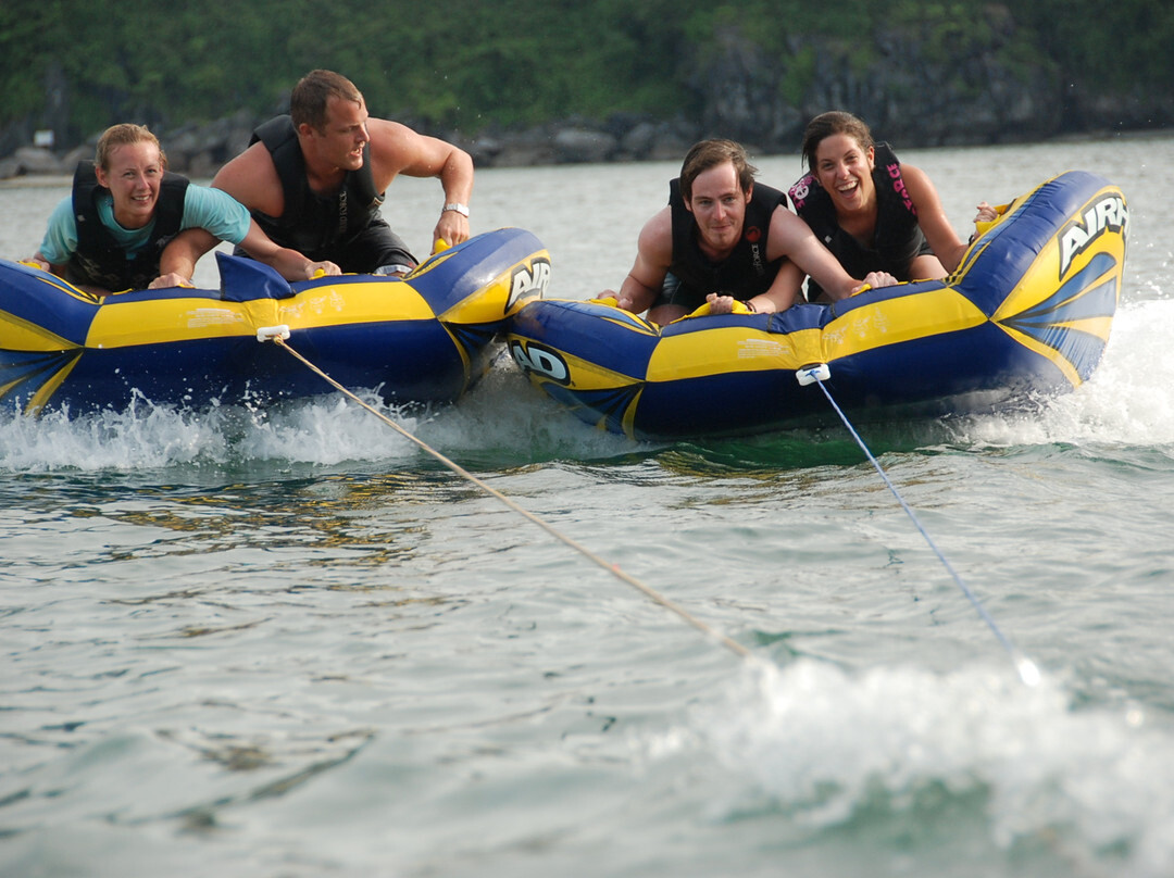 Castaway Island-下龙湾必去景点