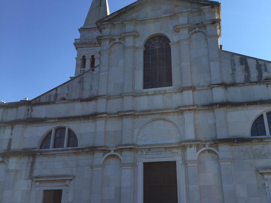 Church of the Holy Trinity (Crkva Svetog Trojstva)-罗维尼必去景点