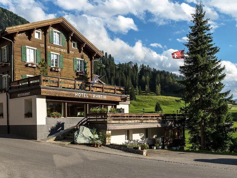 Hotel Rhätia主图