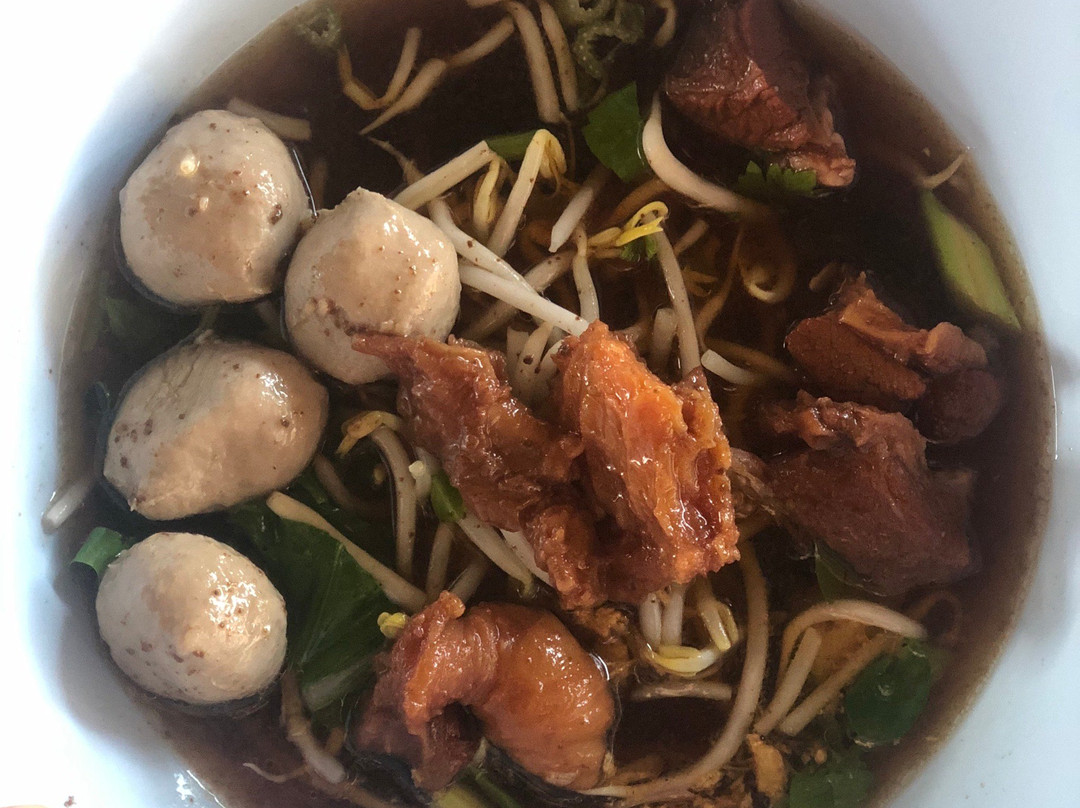 ก๋วยเตี๋ยวช่อแลรสเด็ด