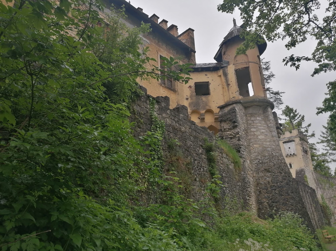 Ostrožac Castle景点图片