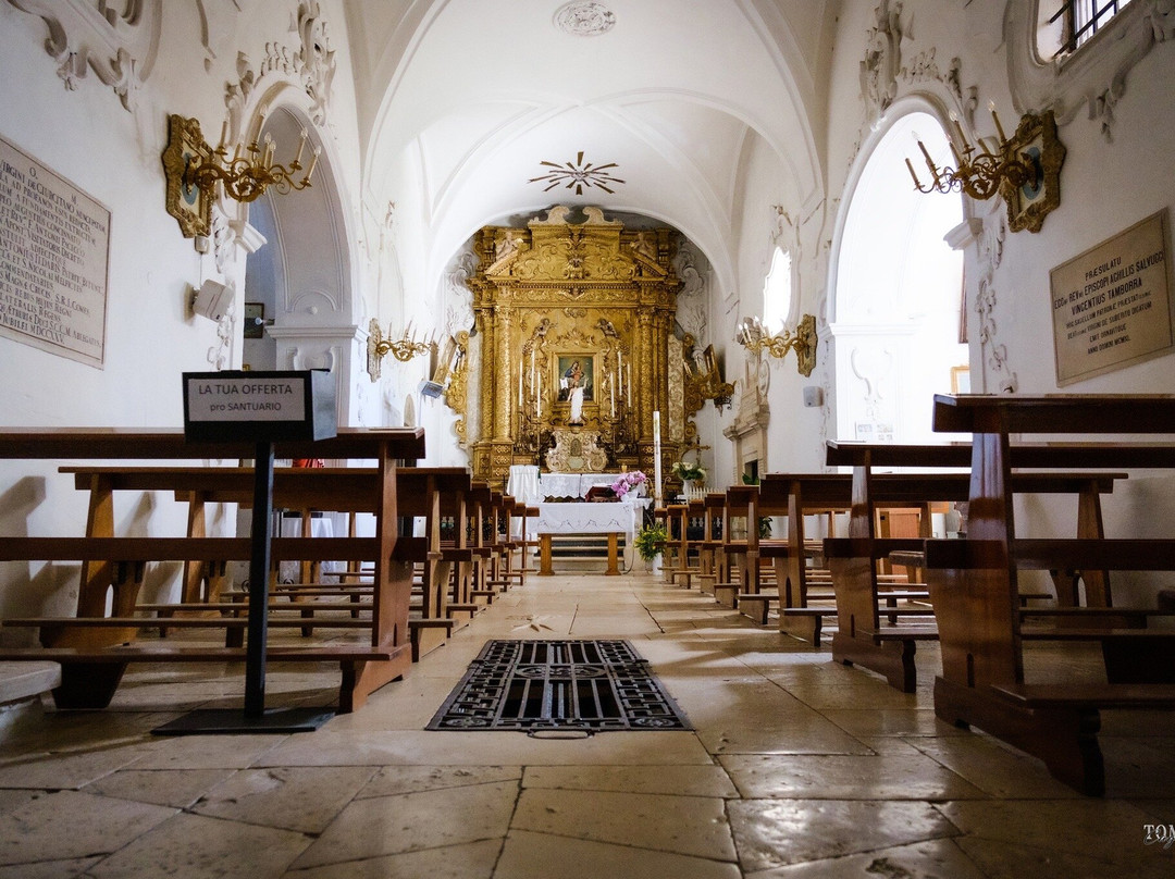 Santuario di Santa Maria di Sovereto-Sovereto必去景点