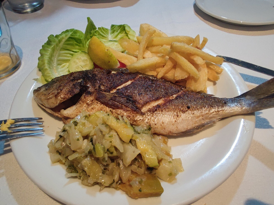 Hotel & Restaurant Les Grottes主图