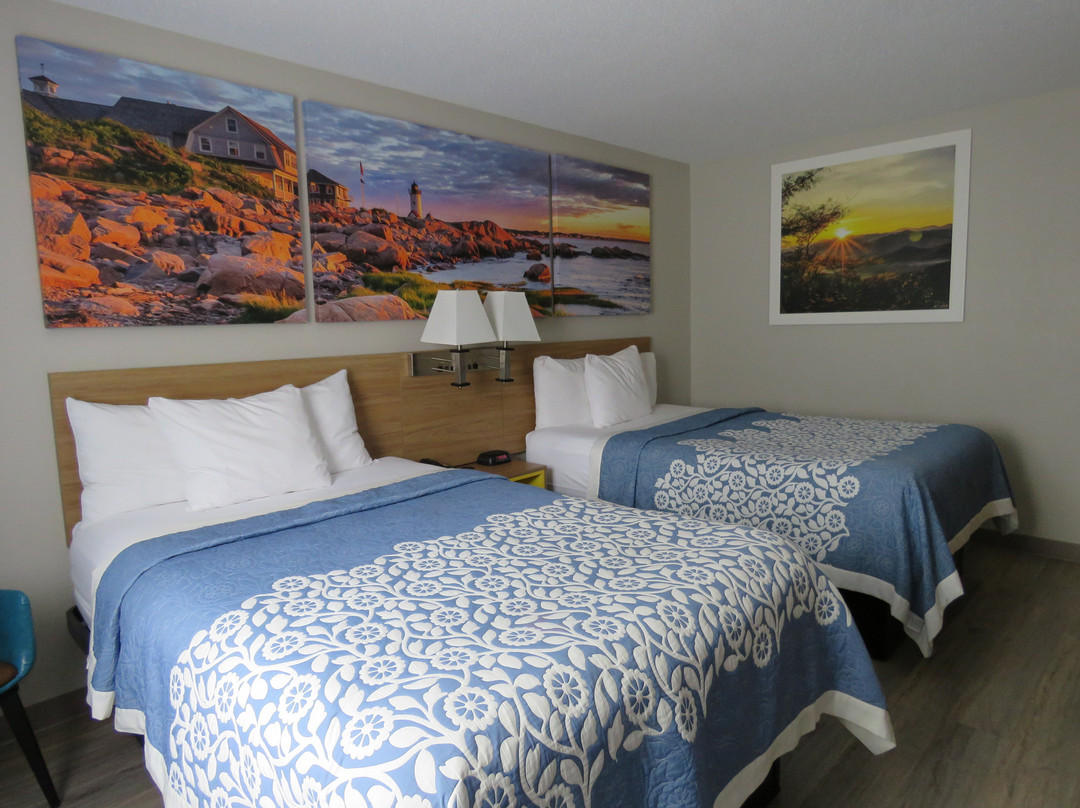 布伦瑞克戴斯酒店主图