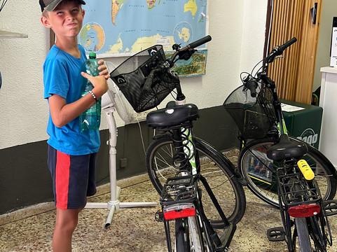 Low Cost Bike Rental-巴伦西亚必去景点