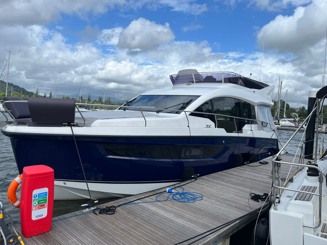 Windermere Horizon Charter Boat