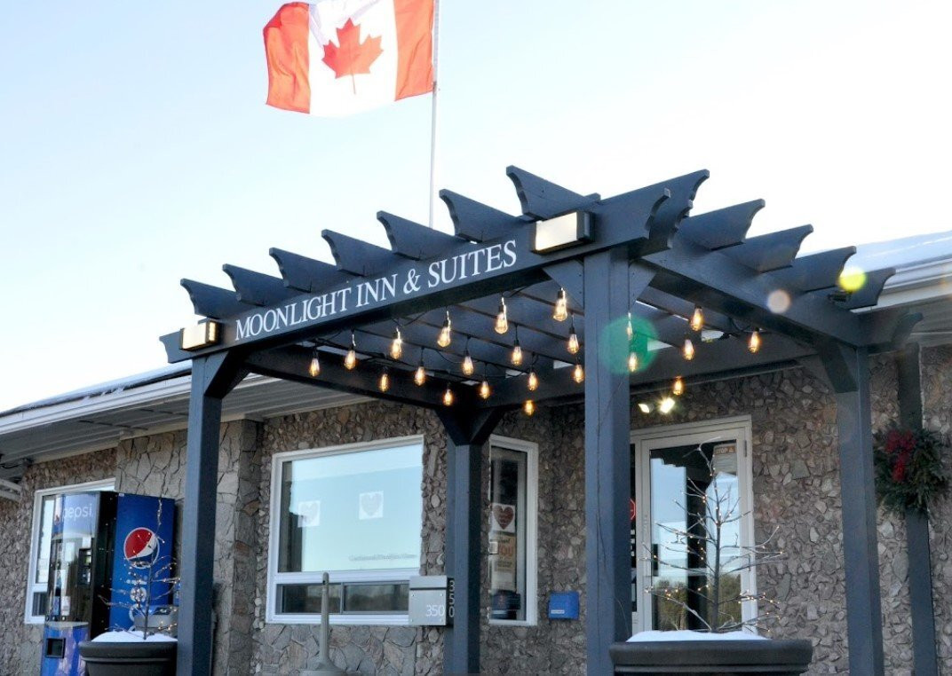 Sudbury酒店住宿-Moonlight Inn and Suites Sudbury