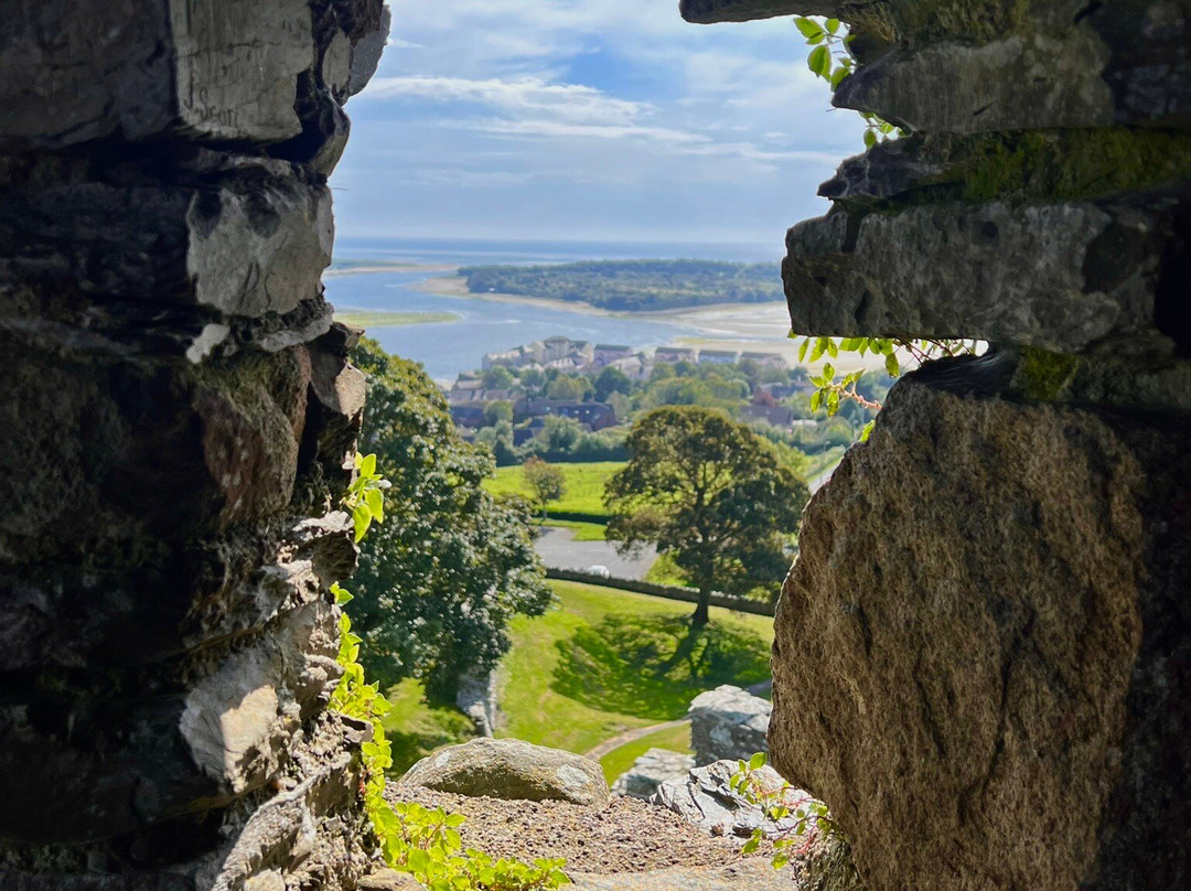 Dundrum Castle景点图片