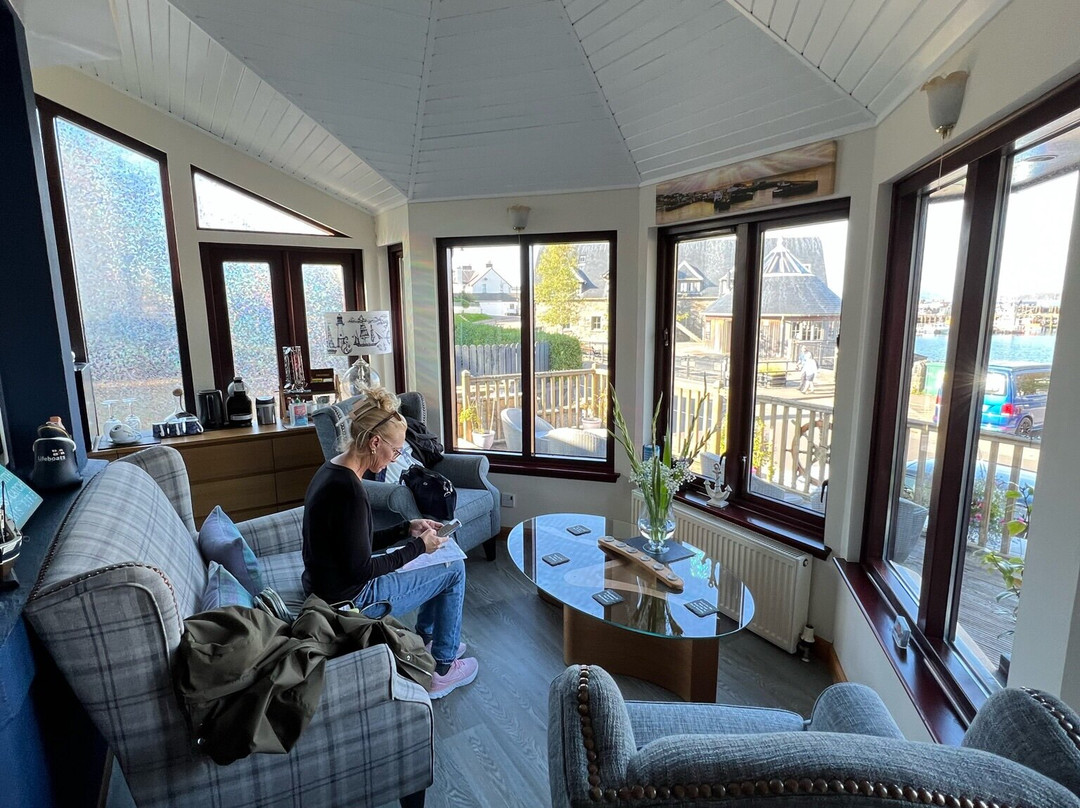 The Moorings Guesthouse主图