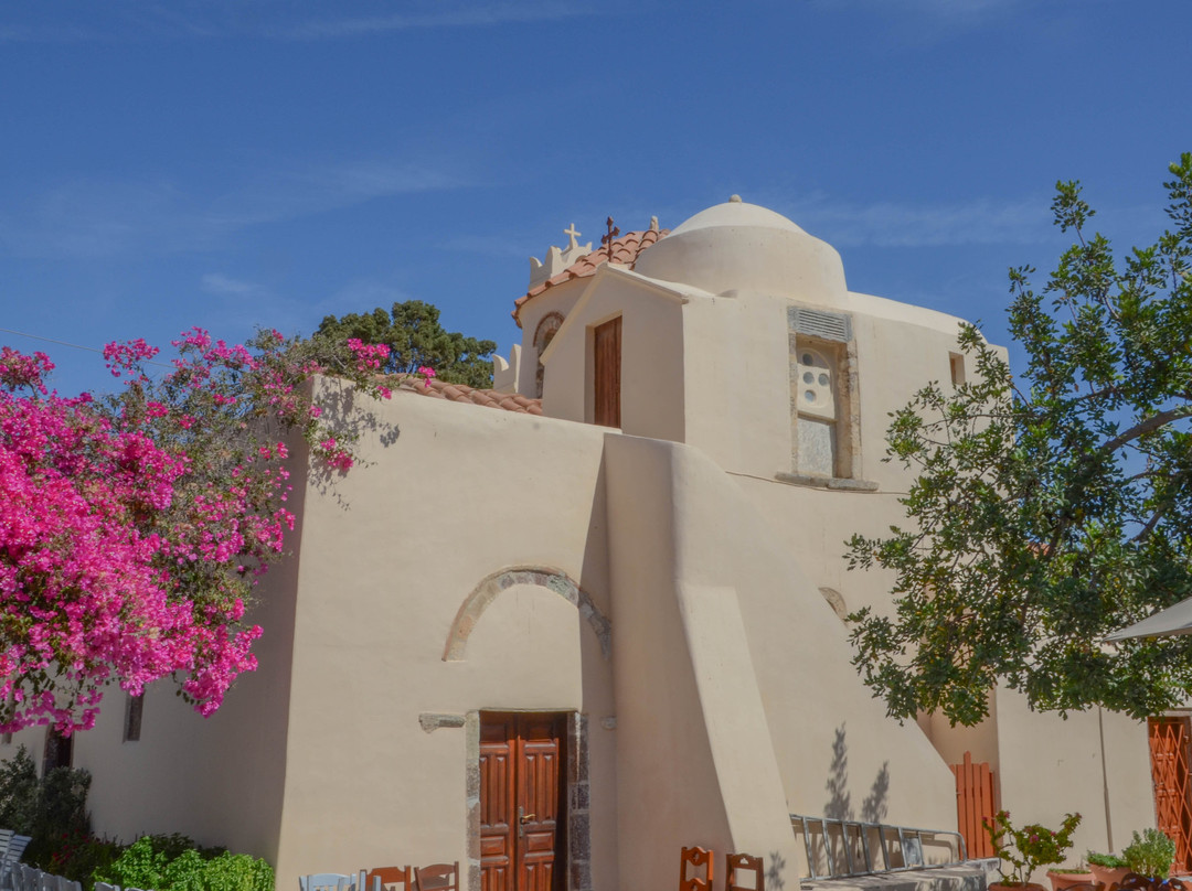 Ierós Naós Panagías Episkopís Thíras-Moni Profitou Iliou必去景点