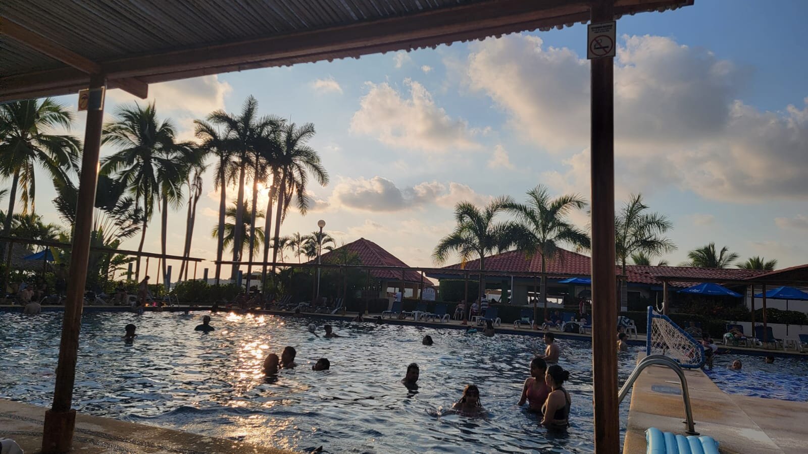 Qualton Club Ixtapa All Inclusive-泳池