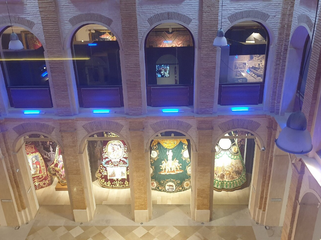 Museo Azul de la Semana Santa-洛尔卡必去景点