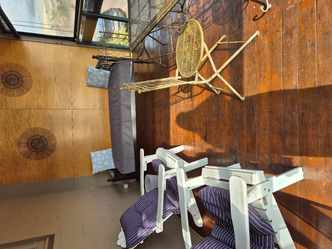 31 on the Terrace主图