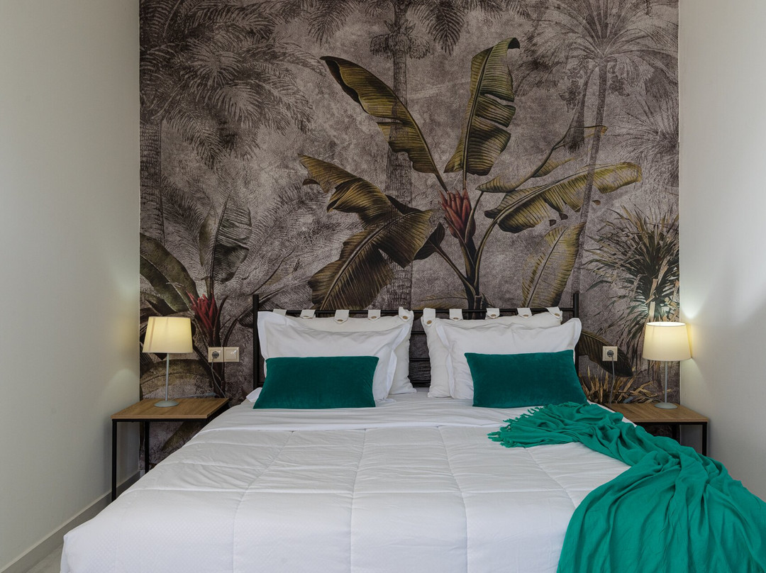 Angela Studios Apartments主图