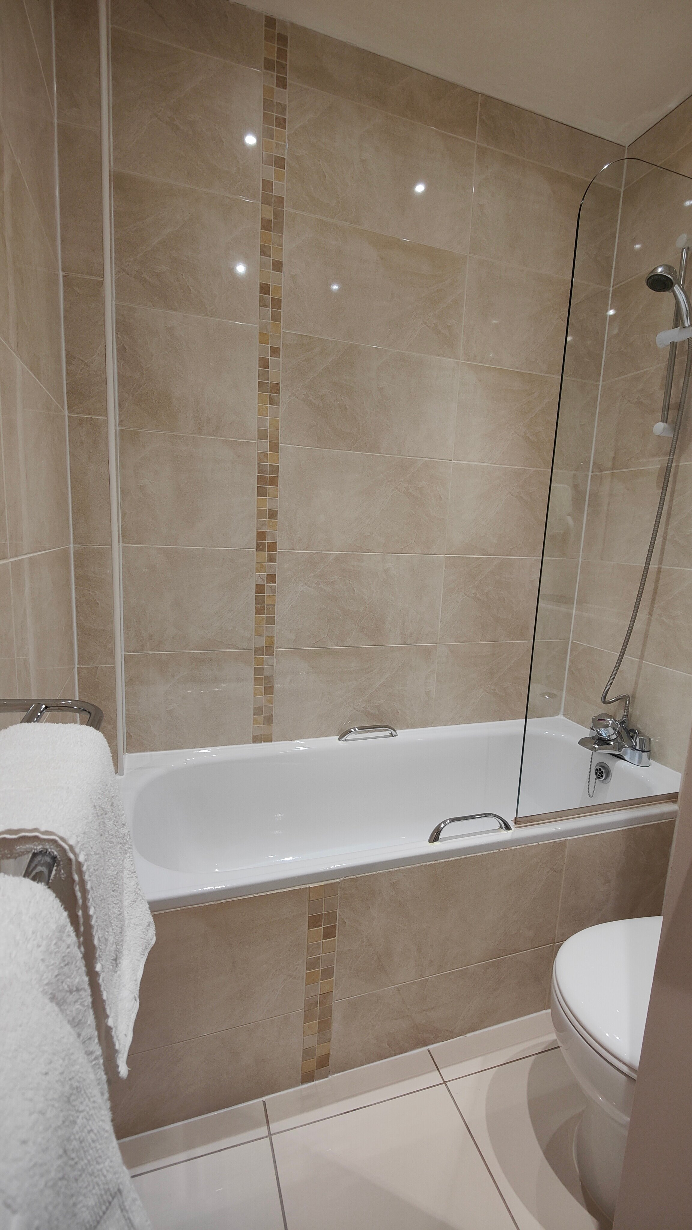 Strathaven Hotel-浴室