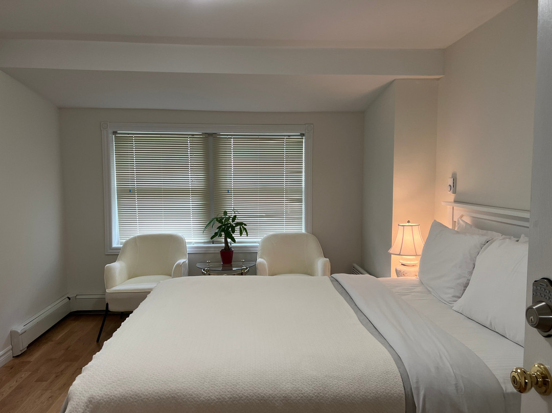 Lee's Ocean Peek B&B主图