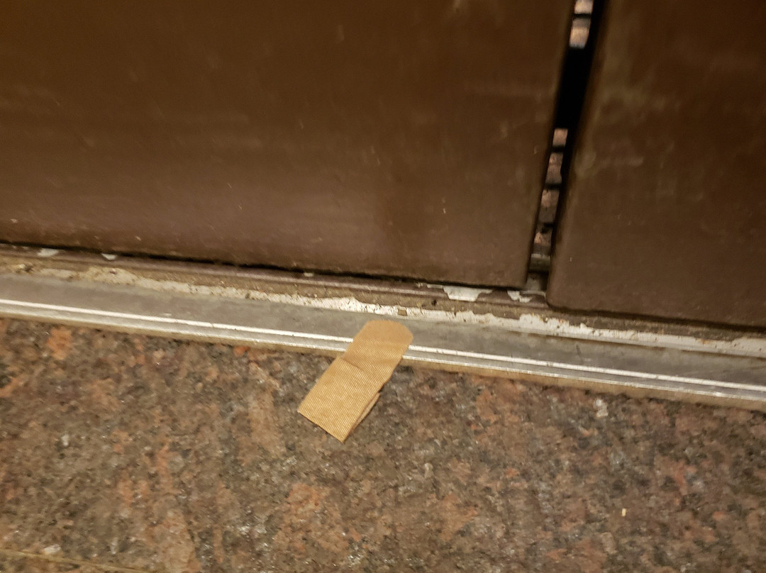 Iron Blosam Lodge主图