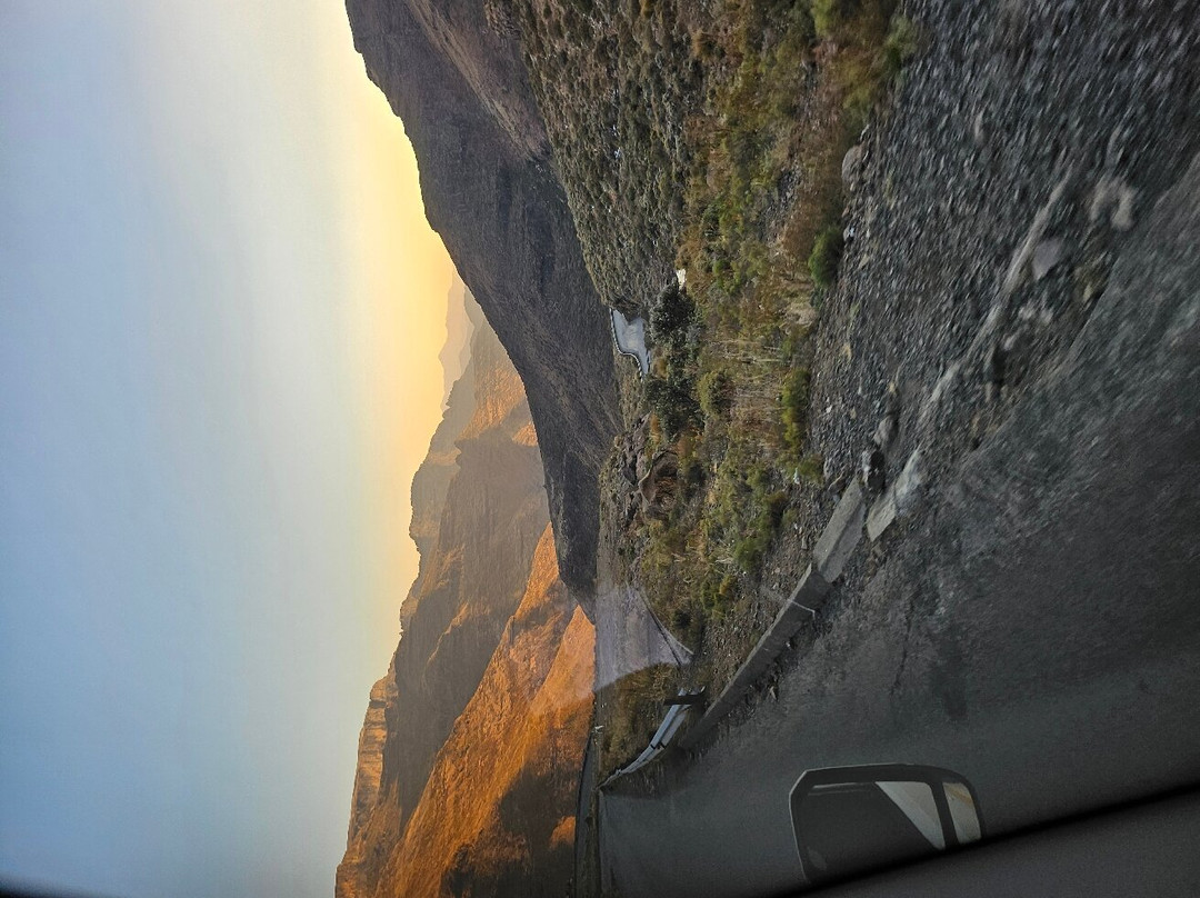 Maluti Tours-克拉伦斯必去景点