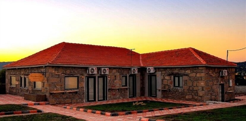 Assos Bianca Suites