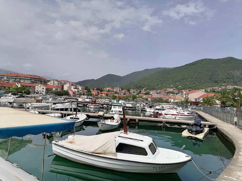 Pine Embankment-Tivat Municipality必去景点