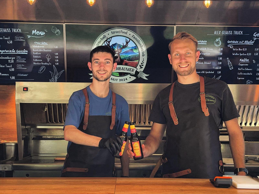 Alex Genuss-truck