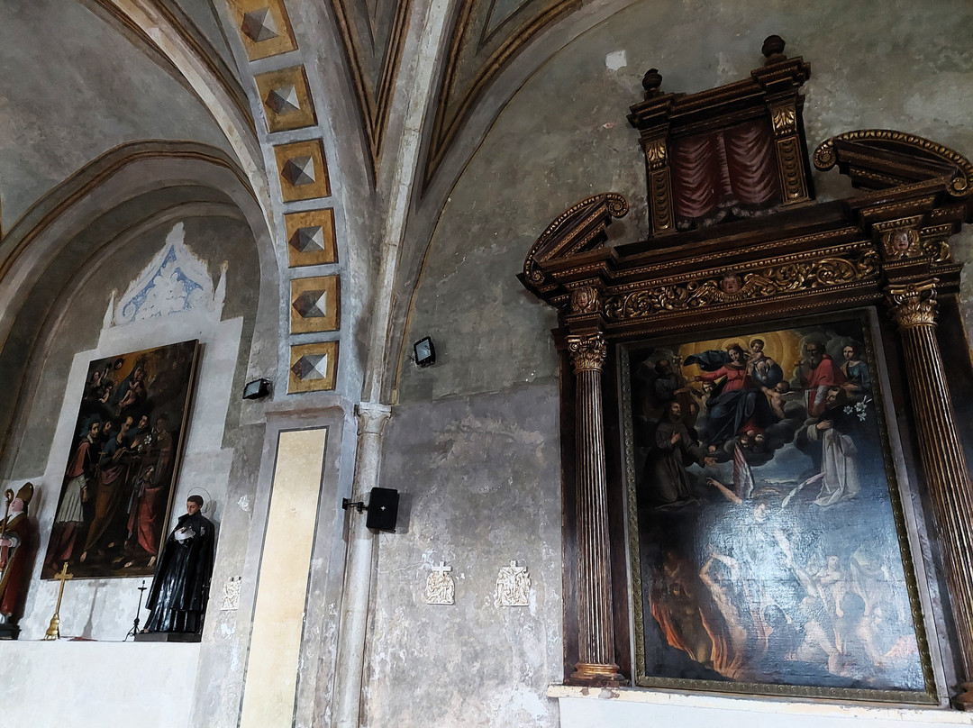 Chiesa Parrocchiale San Giovanni Battista-Castelvecchio Calvisio必去景点