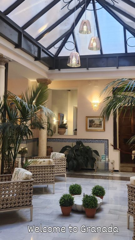 阿纳卡普里住宿-官方