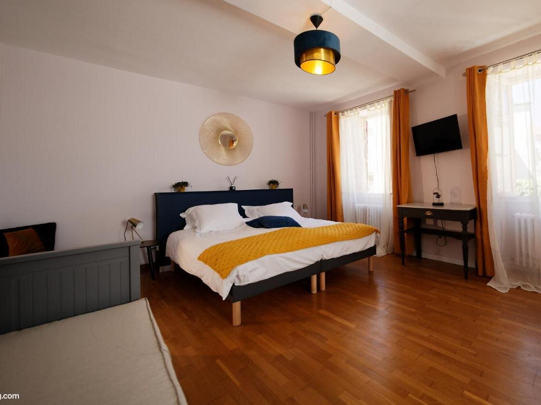 Les Chambres de la Vallée主图