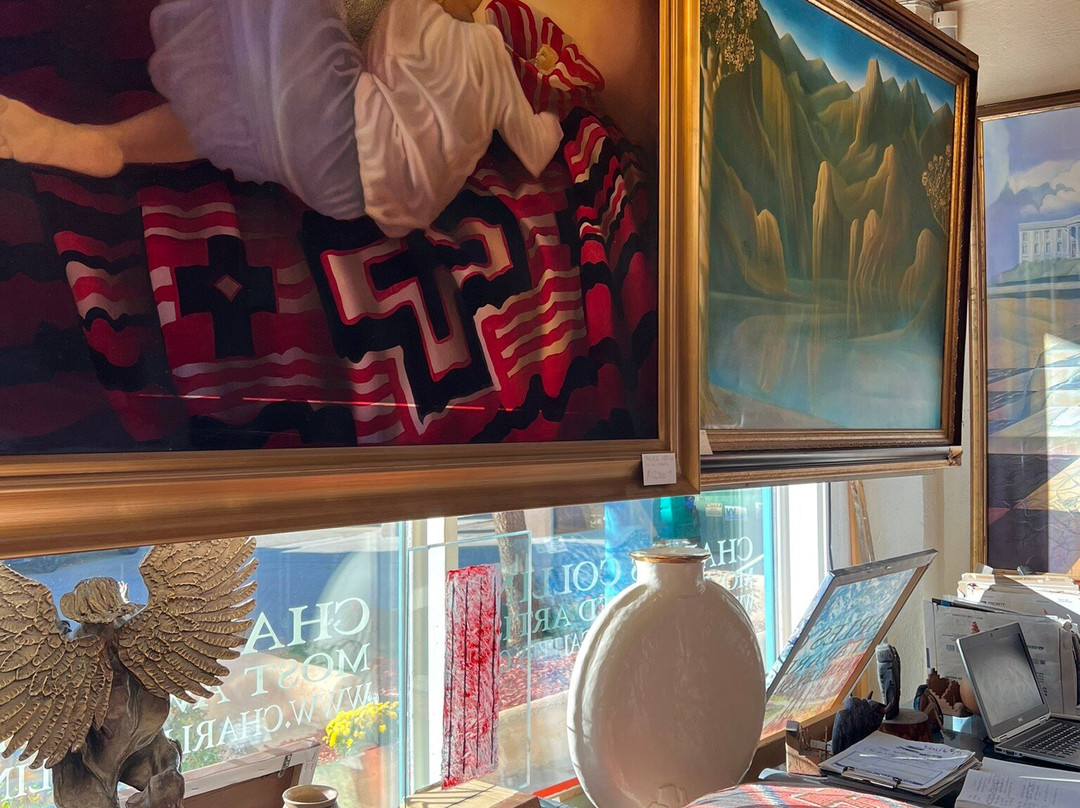 Charles Collins Gallery-道师城必去景点
