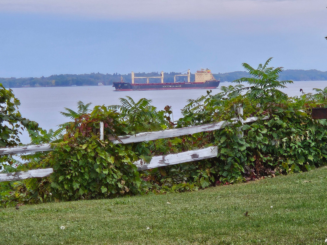 Fair Wind Motel & Cottages主图