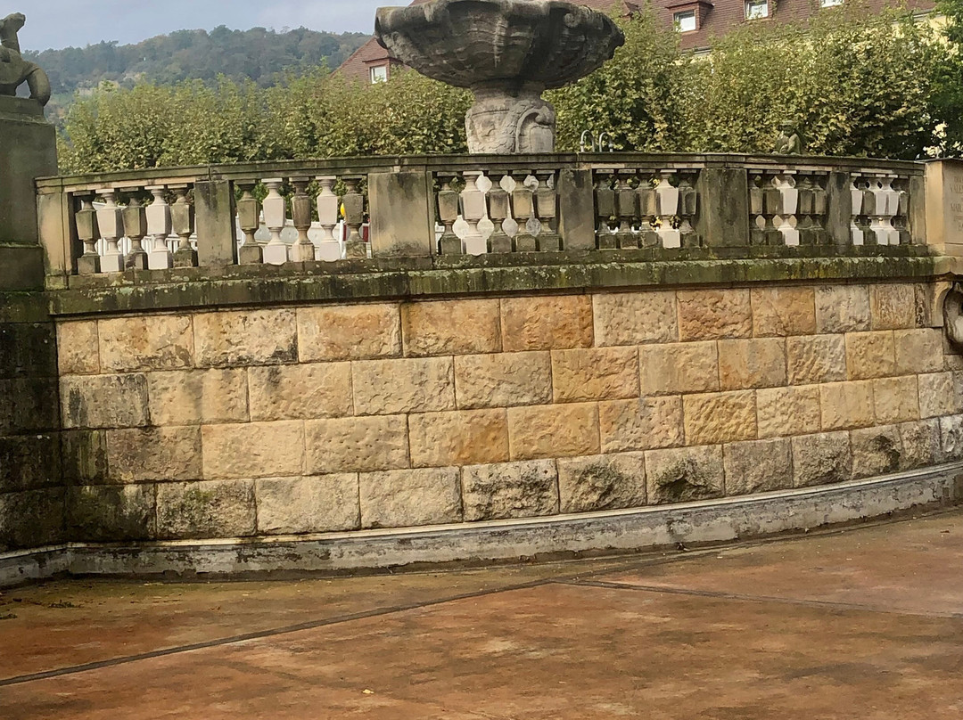 Valentin-ostertag-brunnen-巴特迪克海姆必去景点