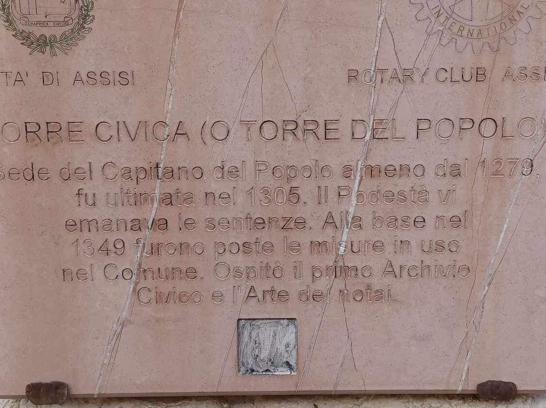 Torre del Popolo景点图片