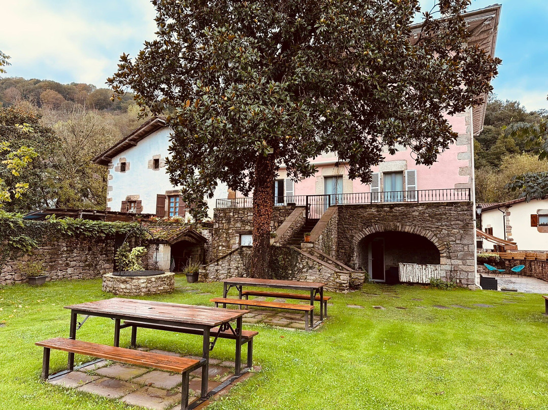 Apartamentos Turísticos Tresanea主图