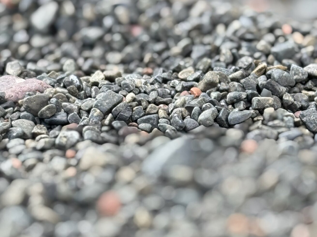 Black Beach-Silver Bay必去景点