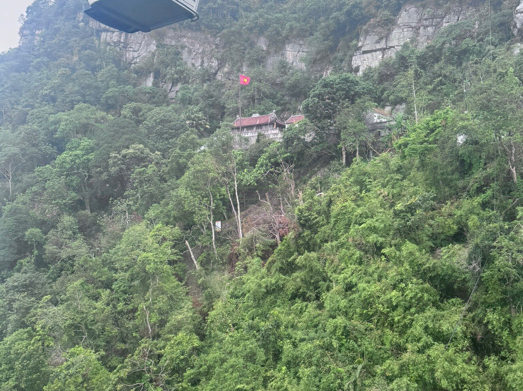 Yen Tu Mountain-Uong Bi必去景点