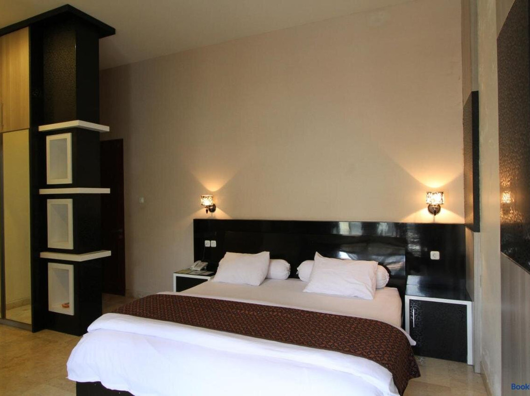 Griya Desa Hotel & Pool